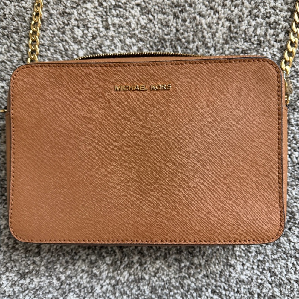 Michael Kors Jet Set Large East/West Saffiano Leather Crossbody in Luggage